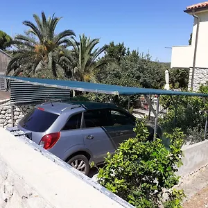 Mladen Appartamento